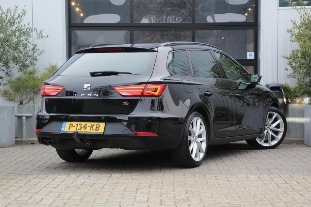Seat Leon st 1.8 tsi fr business intense - pano - carplay - leder/alcantara