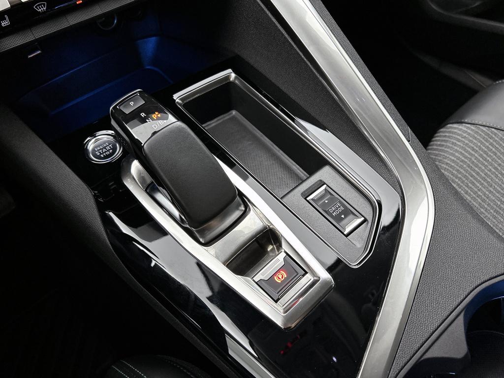 Peugeot 3008 hybrid 225pk automaat allure pack | rijklaar | stoelverwarming