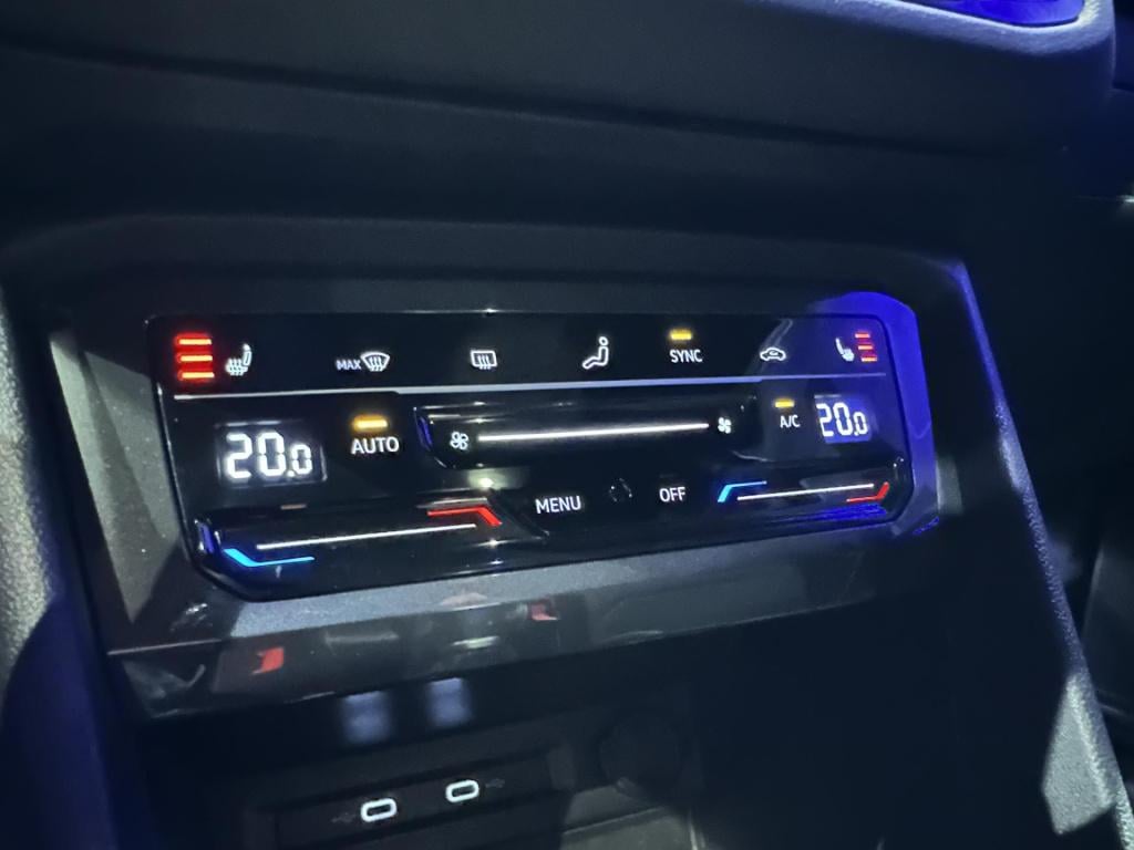 Volkswagen Tiguan 1.5 tsi r-line business+ my 2021*pano*keyless*leder*trekh