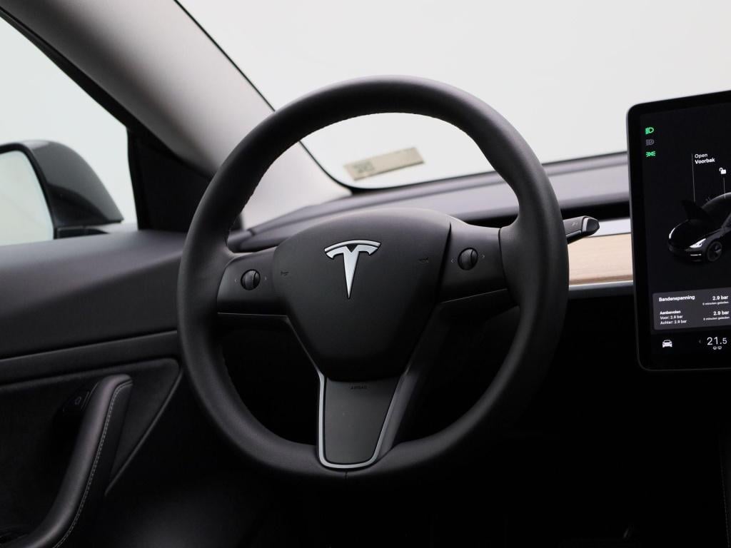 Tesla Model 3 standard rwd plus 60 kwh | automaat | panorama dak | stoel ve