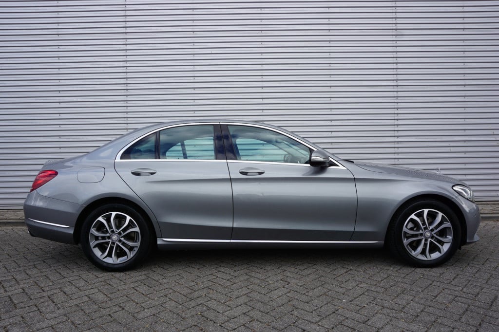 Mercedes-Benz C-Klasse 180 prestige climate / navi / cruise / stoelverw. / 