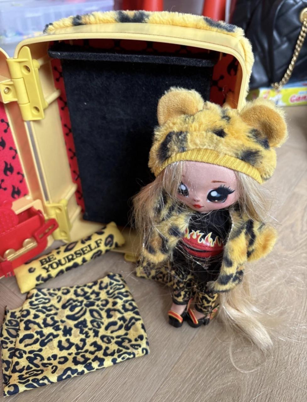 NaNaNa suprise koffer met pop