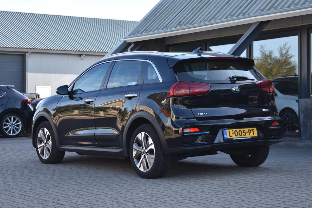 Kia E-niro comfortline 64 kwh | soh 97.6% | dealer onderhouden | nap | appl