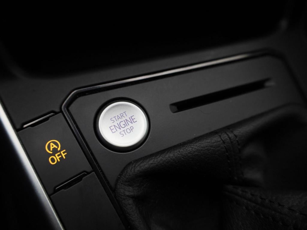 Volkswagen Taigo 1.0 tsi life edition | automaat | parkeer sensoren | virtu