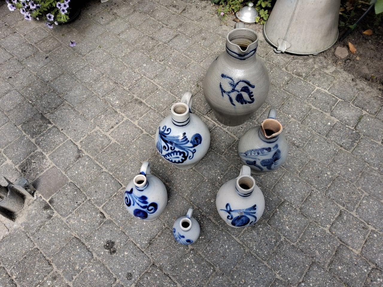 Set  van 6 oude keulse kruiken.