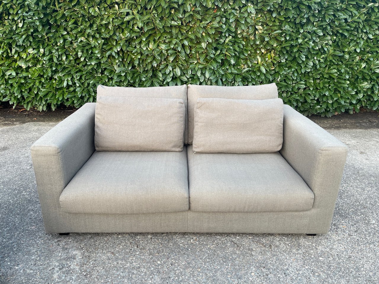 GRATIS LEVERING HEEL NL Taupe VIP 2x 2,5zits Stoffen Bankstel