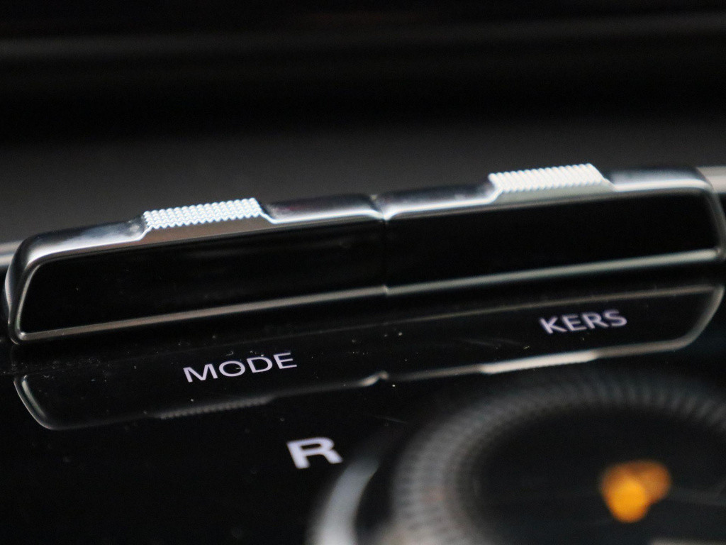 MG 5 standard range luxury 50 kwh | navigatie | leder | apple carplay / and
