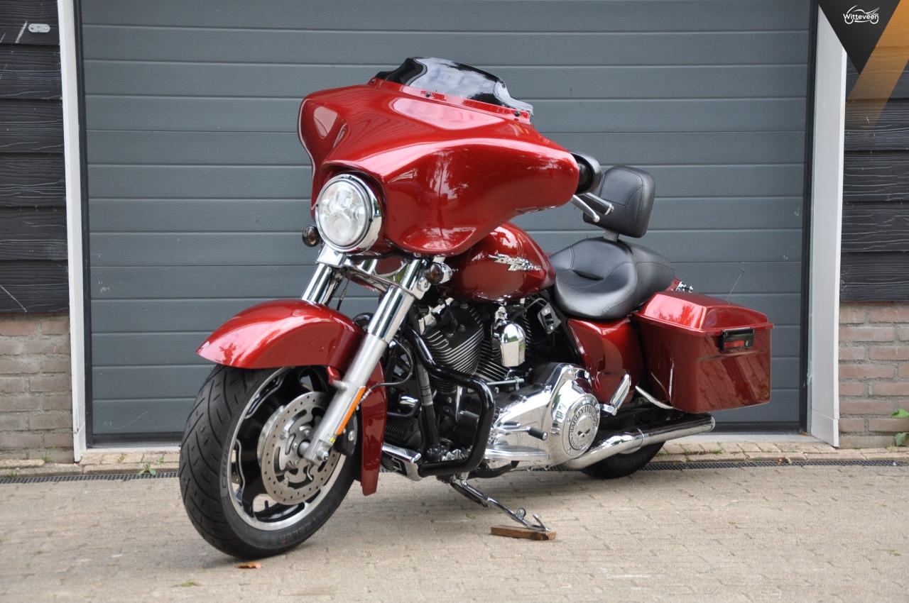 Harley Davidson FLHX Street Glide 96 Mooie motor!