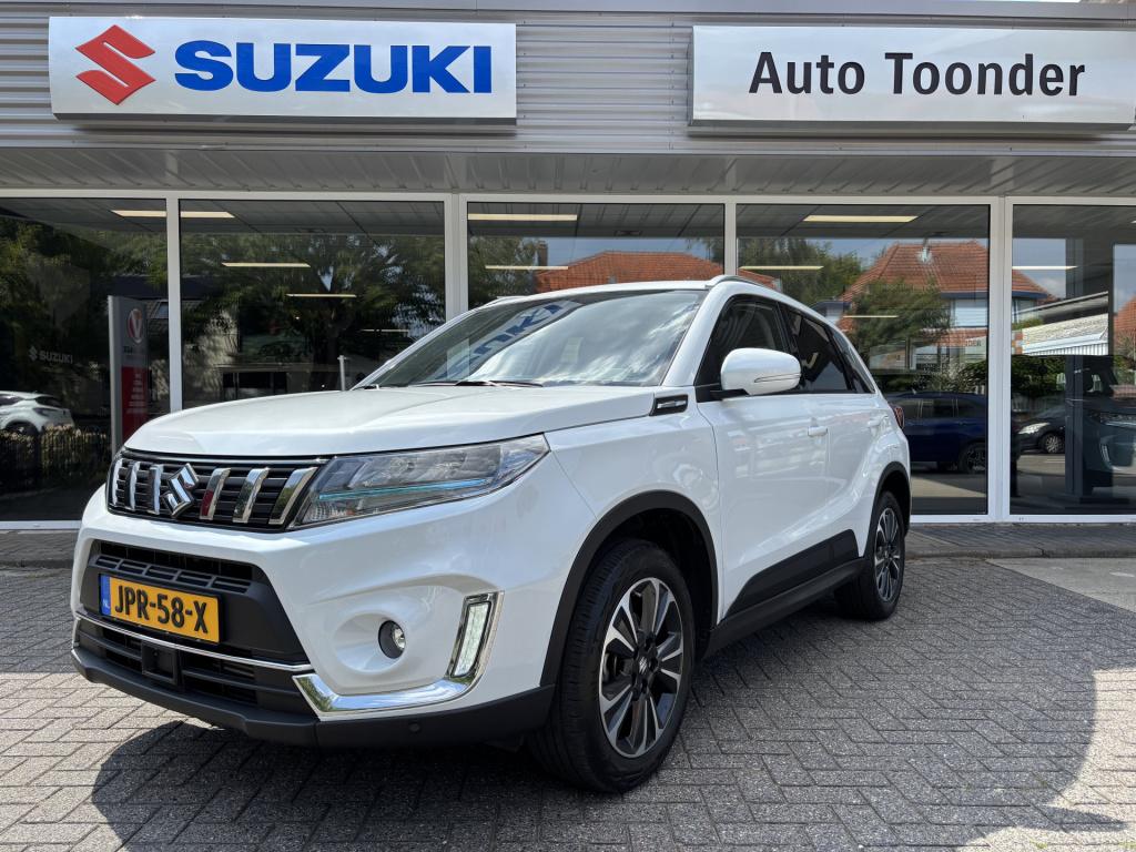 Suzuki Vitara 1.4 boosterjet style smart hybrid