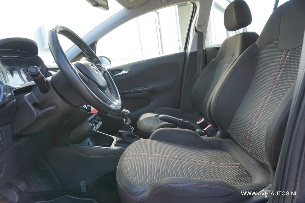 Opel Corsa 1.4 online edition