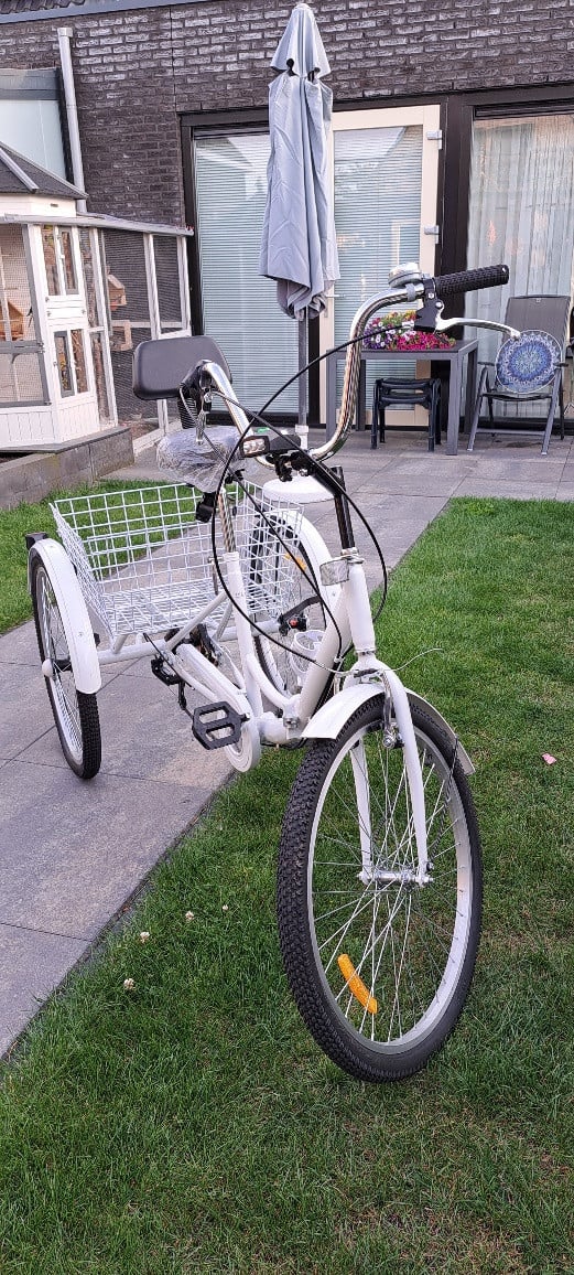 Te koop: Driewielfiets (niet electrisch)