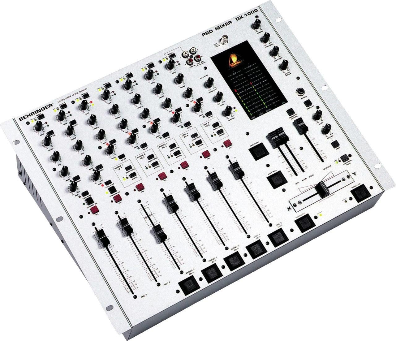 DJ Audio mixers met flightcase