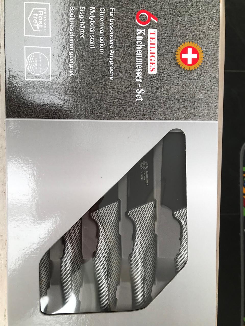 Messenset 6 delig, nieuw in de doos.