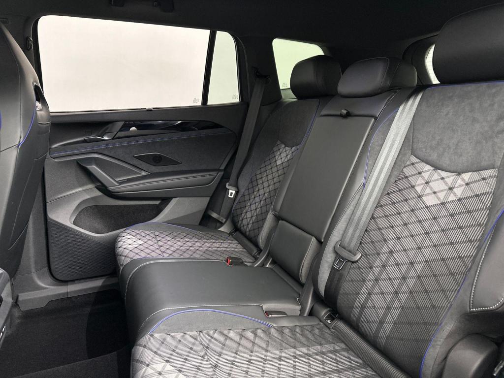 Volkswagen Tayron r-line edition 1.5 ehybrid 150 kw / 204 pk suv 6 v