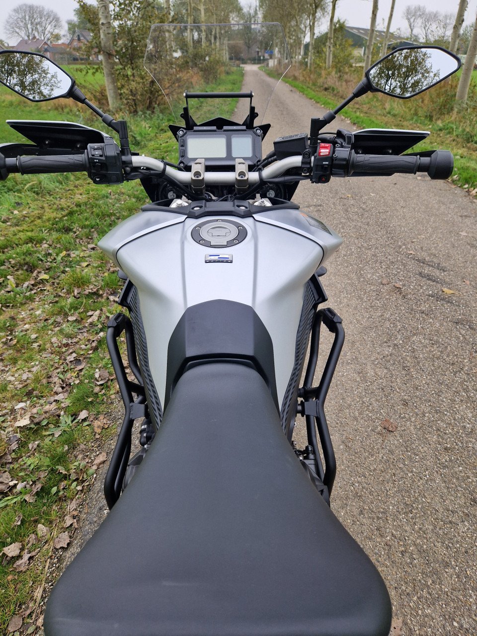 Yamaha mt09 Tracer (2cm hoger) incl koffer (inruil mogelijk)