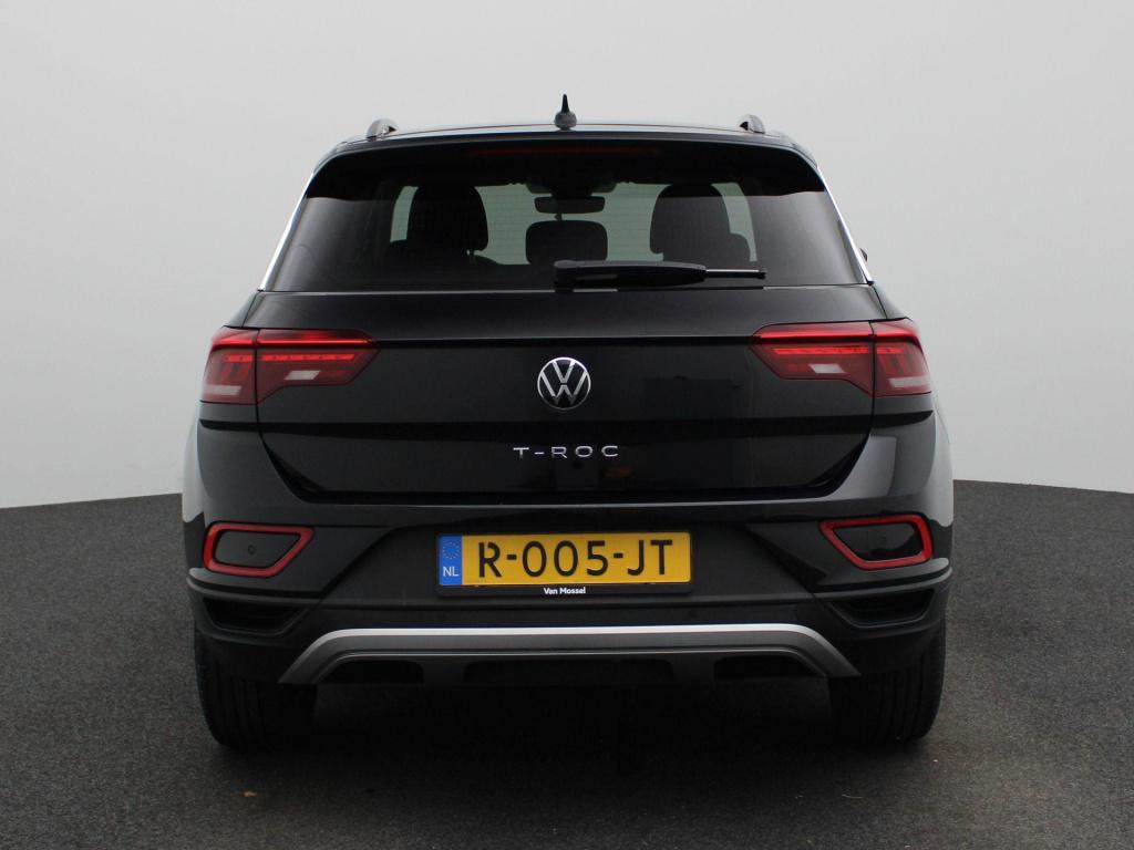 Volkswagen T-roc 1.0 tsi life | trekhaak | parkeer sensoren | virtual cockp