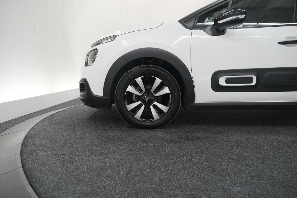 Citroen C3 puretech 82 shine | camera | stoelverwarming | apple carplay | 1
