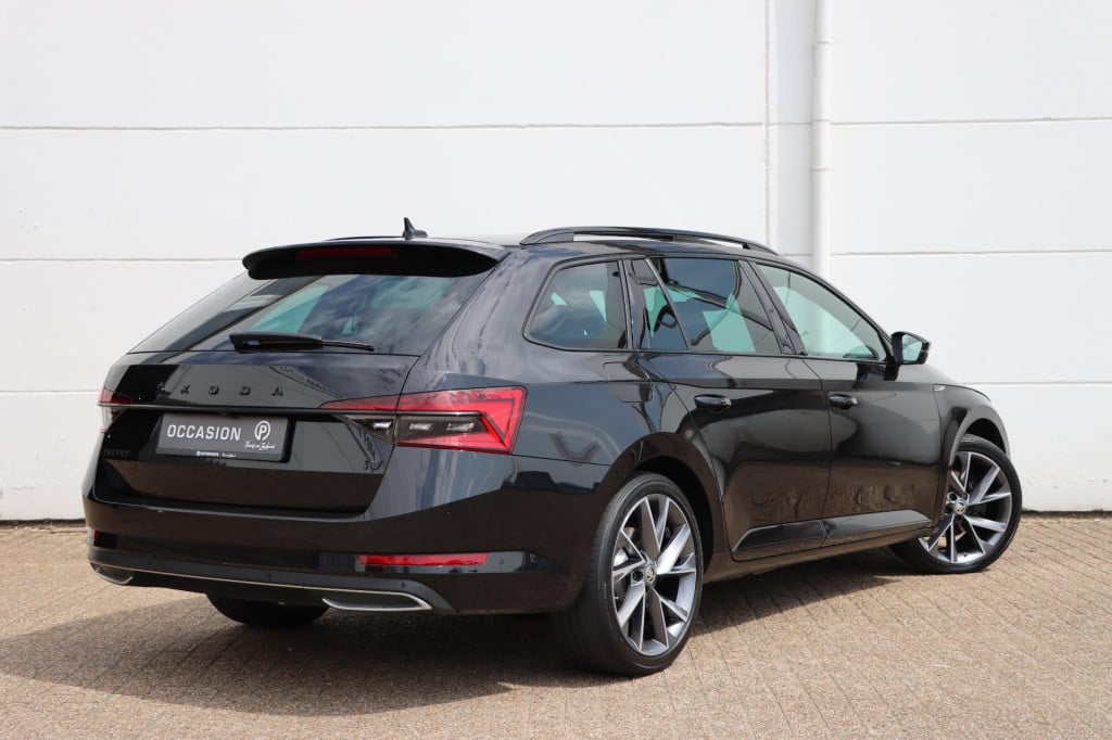 Skoda Superb combi 1.4 tsi iv sportline 218pk dsg6