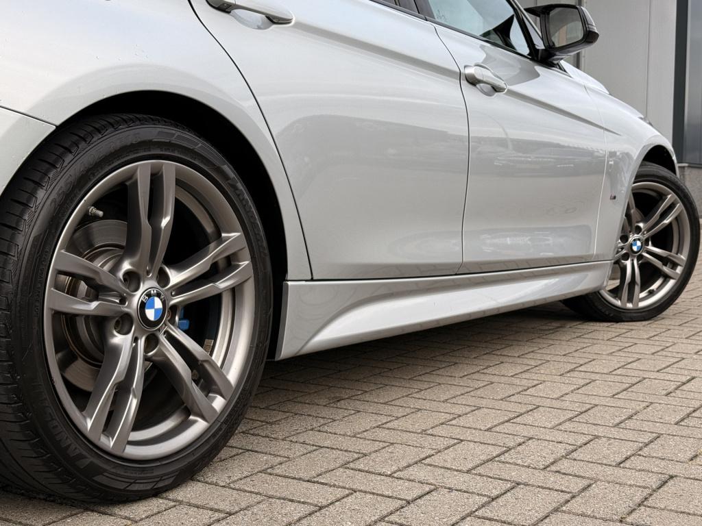 BMW 3-serie 330e m-sport | leder | harman/kardon | memory | stoel/stuurverw
