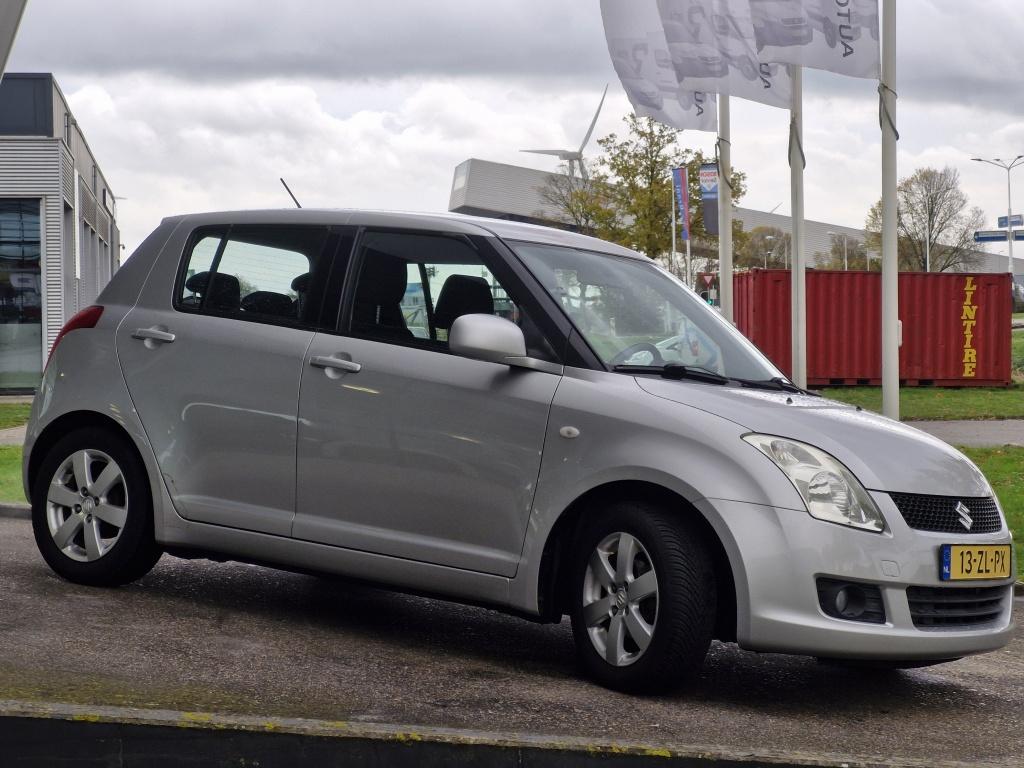 Suzuki Swift 1.3 shogun 5 deurs