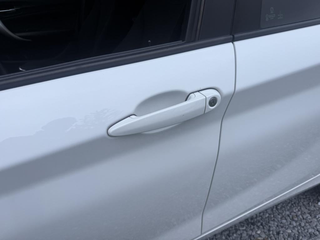 BMW 1 Serie 114i executive 5-drs