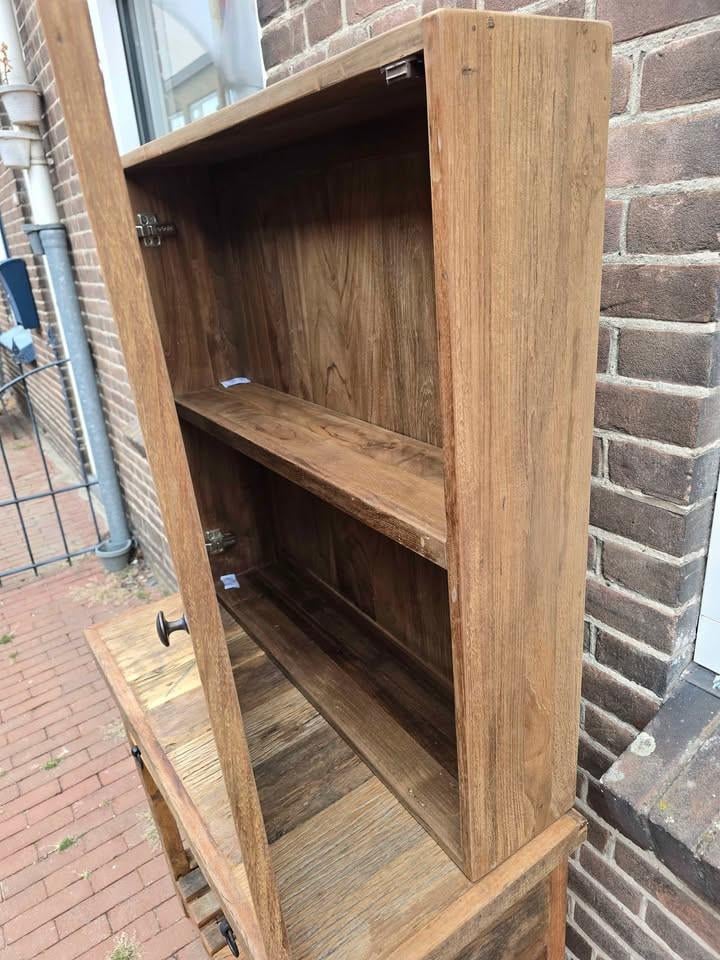 STOERE SPIEGELKAST MASSIEF TEAK KAYA 80X80 NORMAAL €299,- NU MAAR €150,-
