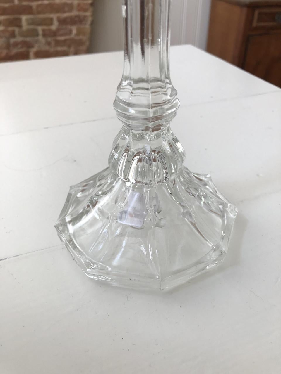 Mooie brocante kandelaar van geperst glas