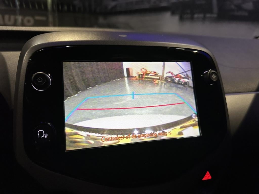 Toyota Aygo 1.0 vvt-i x-play *camera*carplay*