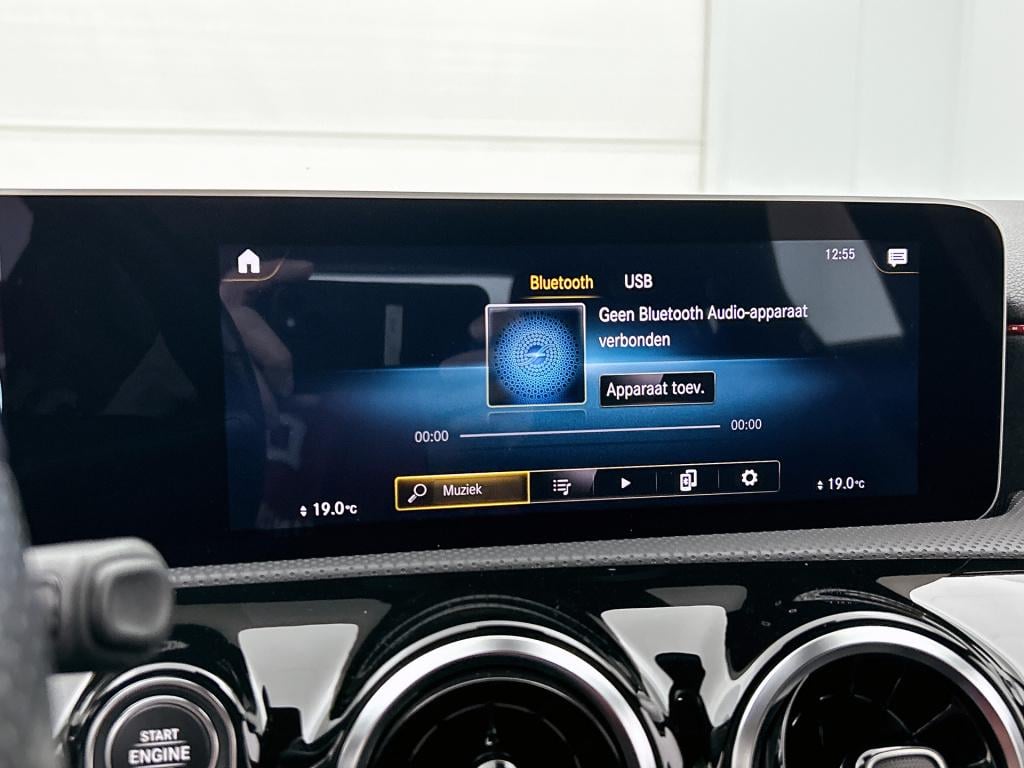 Mercedes-Benz A-Klasse 180 business solution amg | amg line | stoelverwarmi