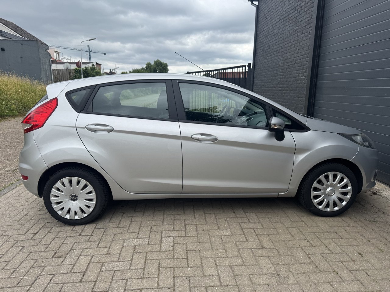 Ford Fiesta 1.25 44KW Trend 5DRS 2009 Zilver Airco Apk Nap