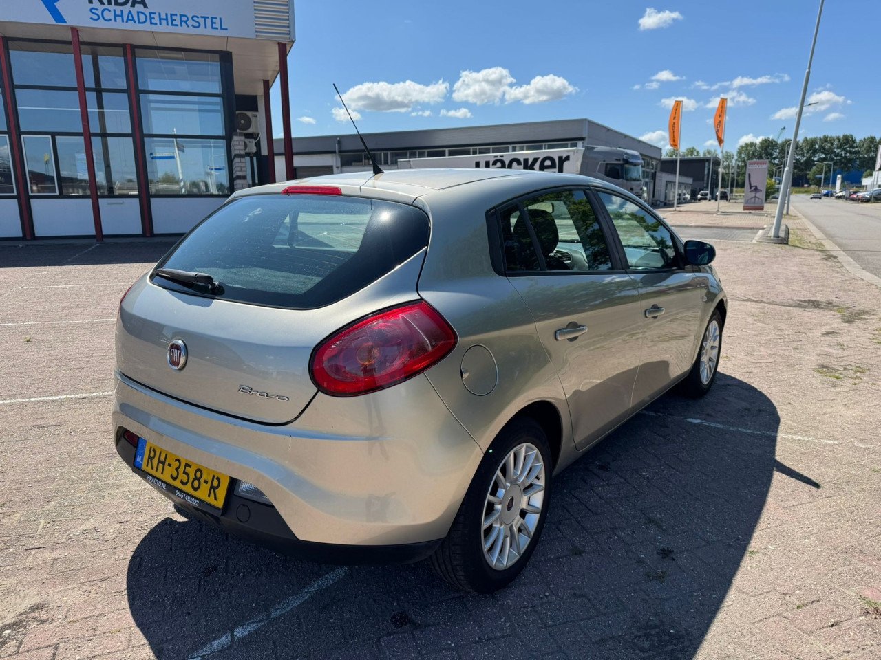 Fiat bravo bj 2011 2450 euro