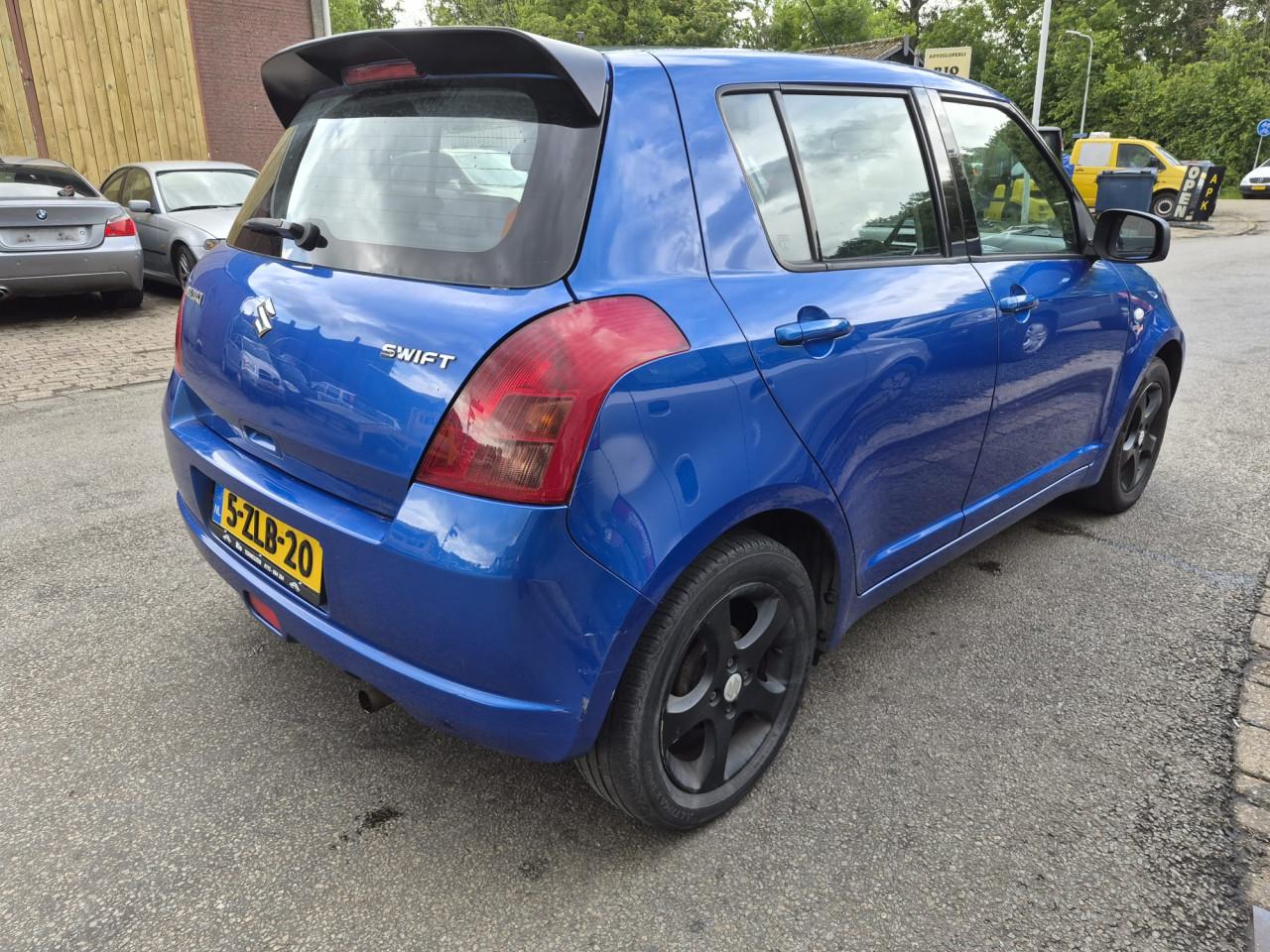 Suzuki Swift 1.3 VVT  Apk 8-5-2027