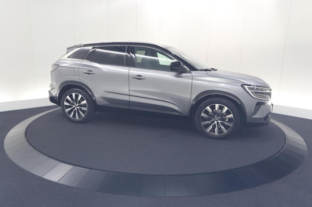 Renault Austral 1.2 e-tech full hybrid 200 techno | 360 camera | panoramada