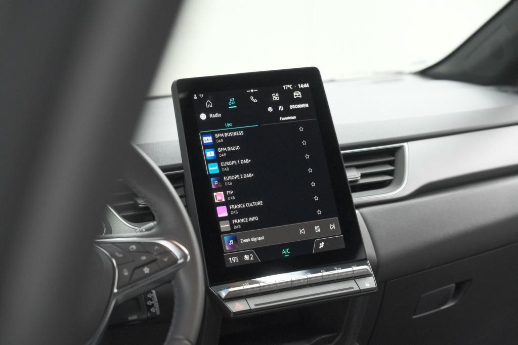 Renault Captur 1.6 e-tech full hybrid 145 techno | camera | navigatie | app