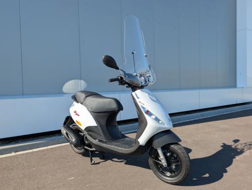Piaggio Zip 4T *nieuwstaat