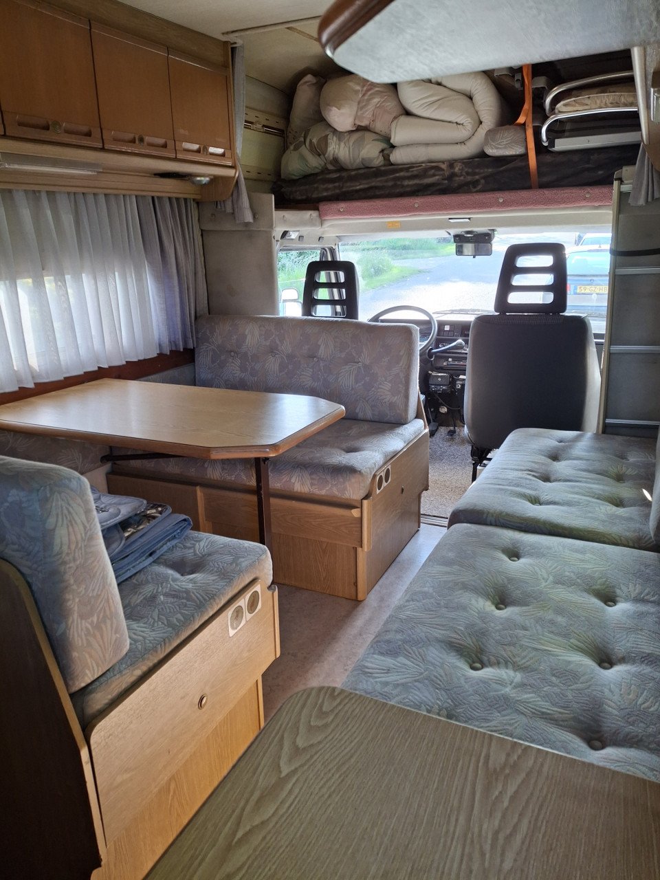Camper