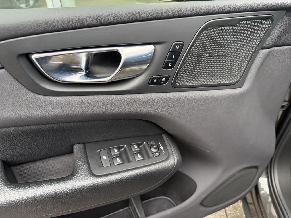 Volvo XC60 t8 390pk recharge inscription| panodak| adap.cruise| trekhaak| 3