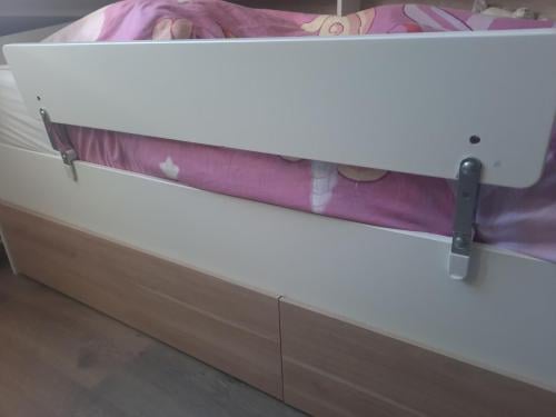 Zijsteun kinderbed