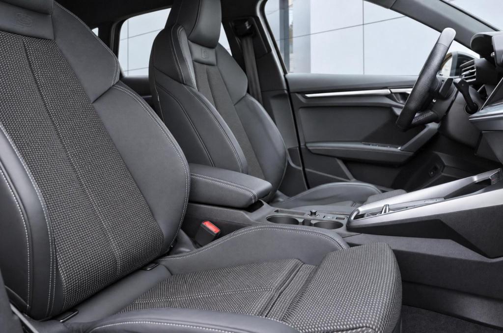 Audi A3 sportback 45 tfsi e s edition competition 245pk s-tronic soh 95%