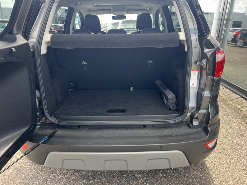 Ford Ecosport 1.0 ecoboost 125pk titanium, voorruitverwarming , stoelverwar