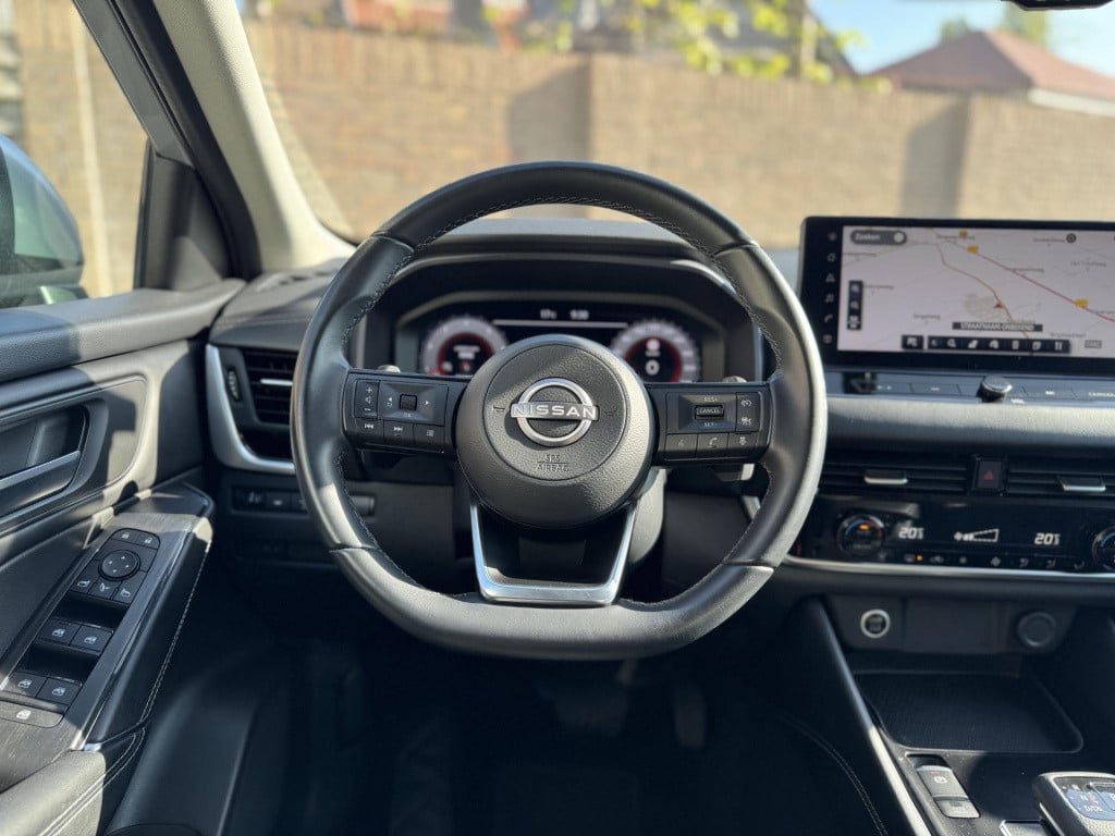 Nissan Qashqai 1.3 mhev xtronic n-connecta design pack | trekhaak | panoram