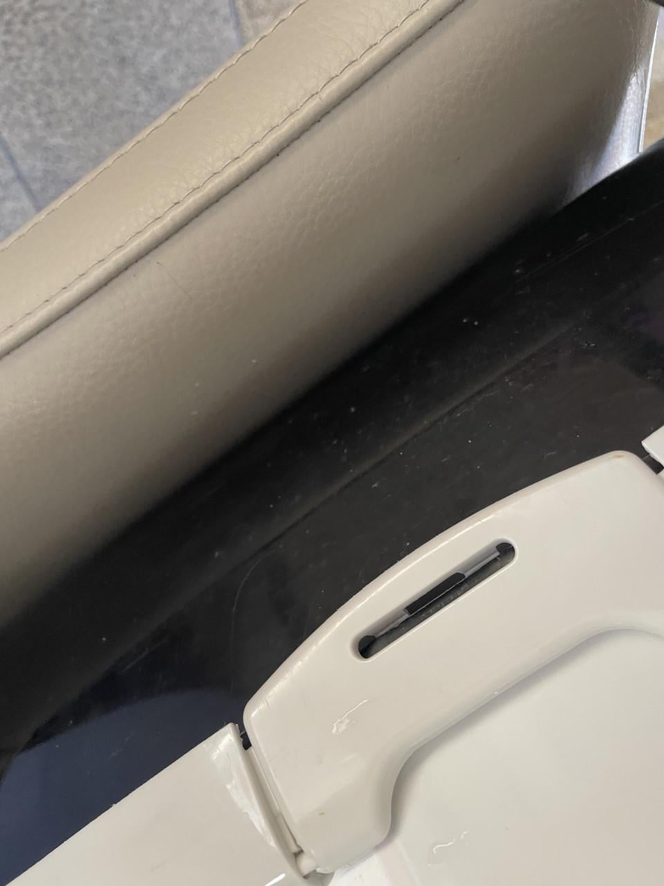 Nagenoeg NIEUWE MODERNA Kattenbakken met Schep IZGS!!