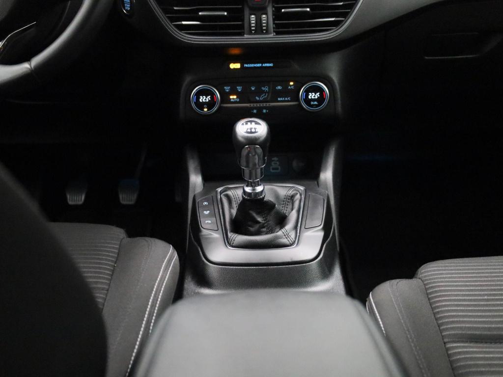 Ford Focus 1.0 ecoboost hybrid titanium style | airco | apple carplay / and