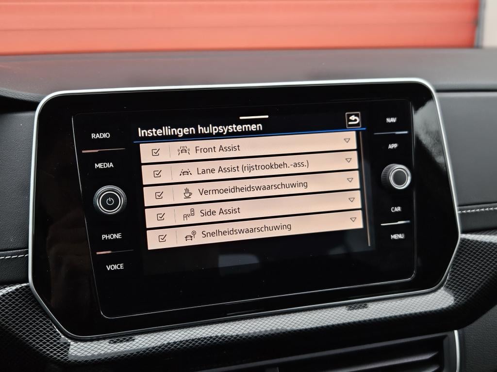 Volkswagen T-cross 1.5 tsi r-line | carplay | stoelverw.