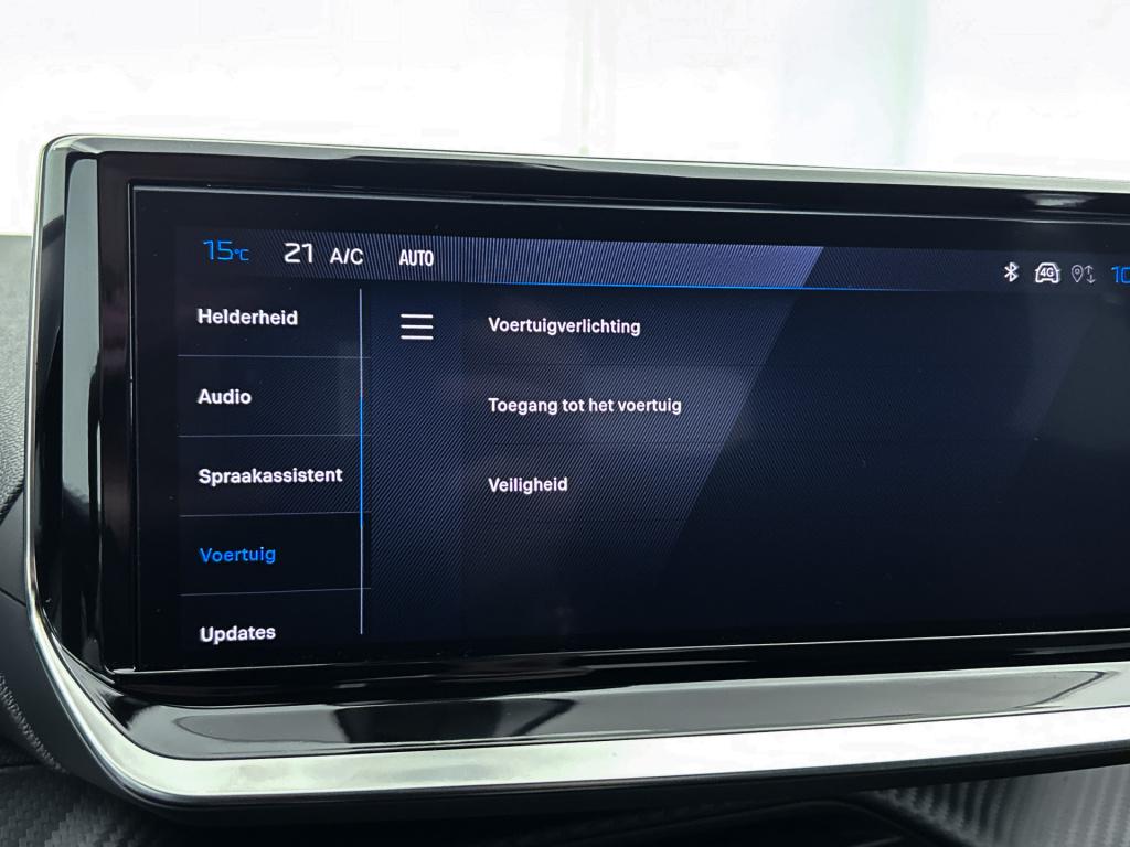 Peugeot 2008 hybrid 136 pk automaat allure