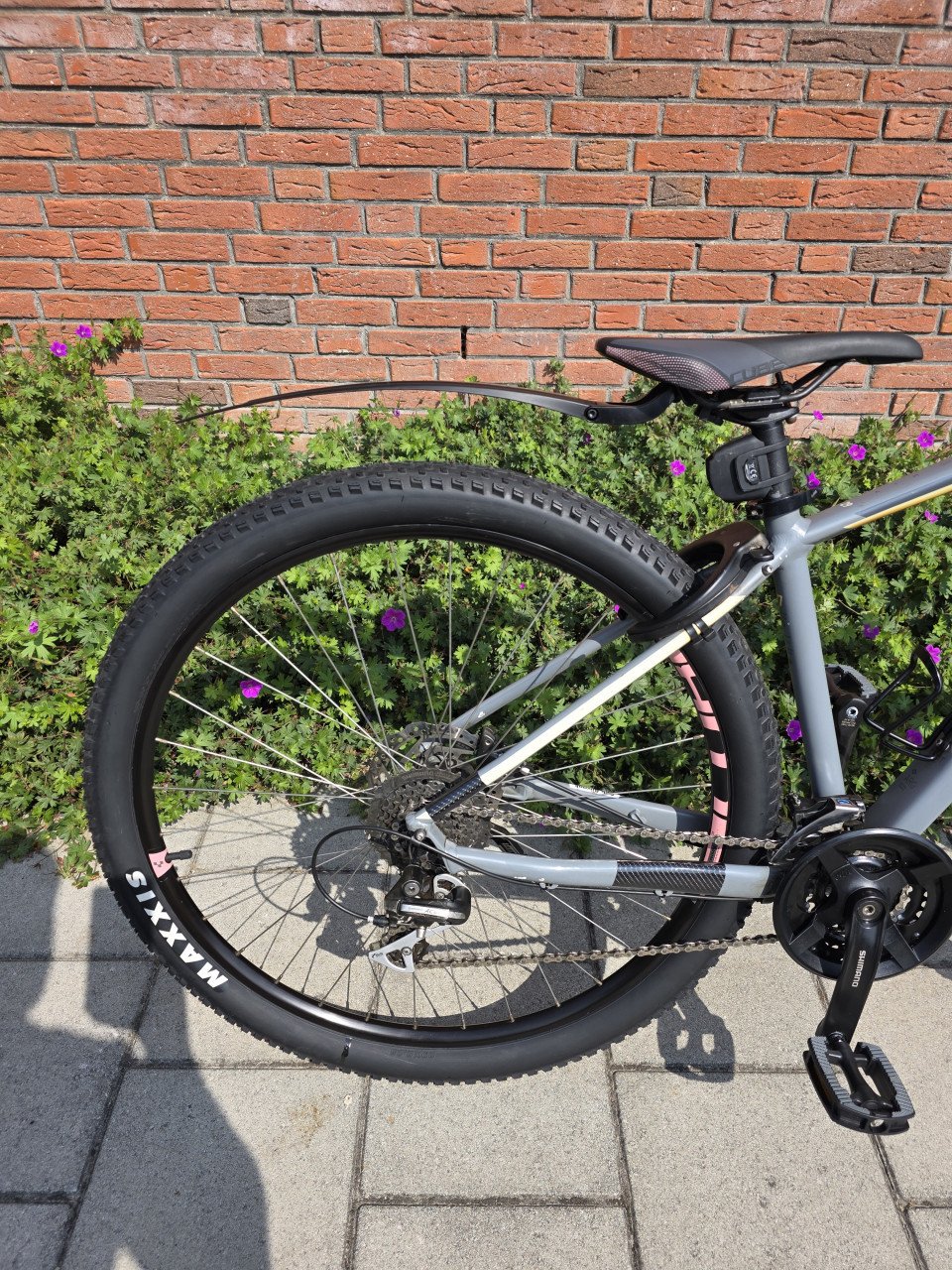 CUBE | AIM RACE | 29 INCH | FRAME 42 CM | NETTE STAAT!