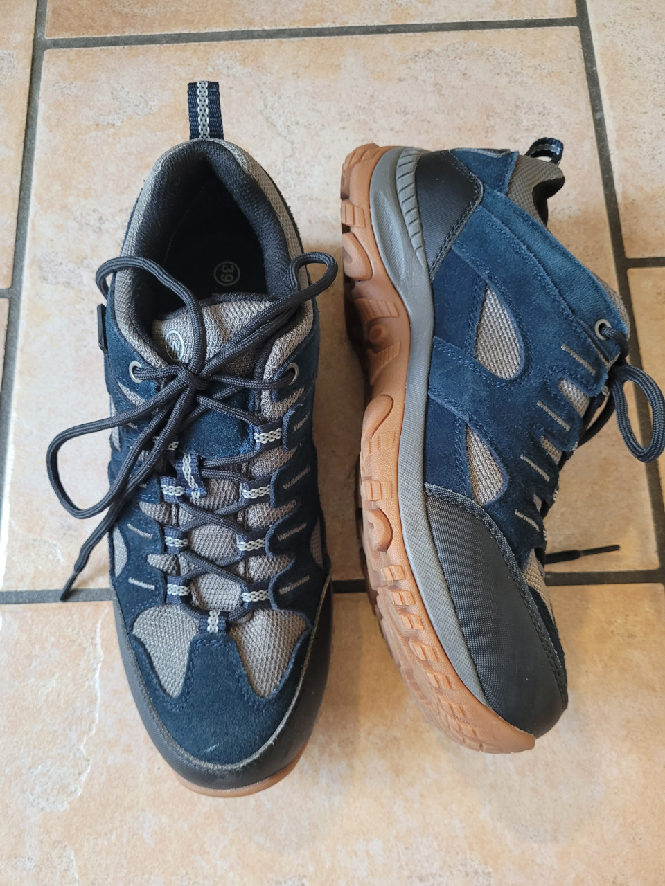 Wandelschoenen Avignon van Human Nature maat 39