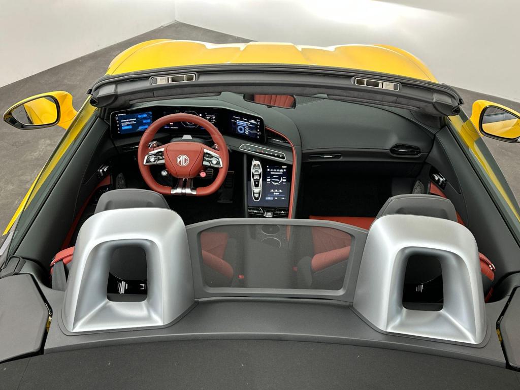 MG Cyberster mg trophy extended range 77kwh | showroommodel | 507 km bereik