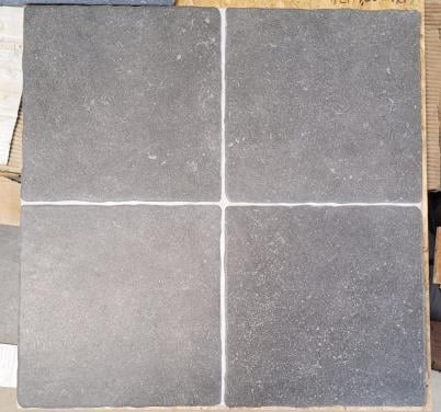 3030-412 rustieke tegels, 30x30 cm donkergrijs/zwart, van € 59,96/m² voor