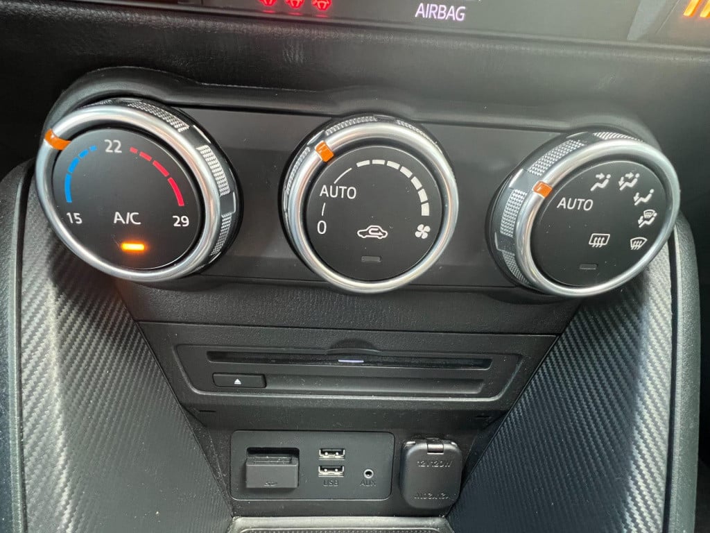 Mazda Cx-3 2.0 automaat skyactiv-g 120 ts+, navi, trekhaak enz..